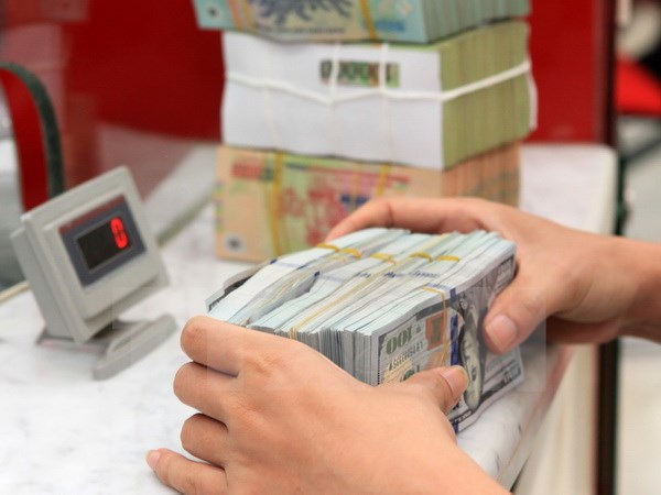 Điều hành chính sách tiền tệ: Thích ứng và không chủ quan
