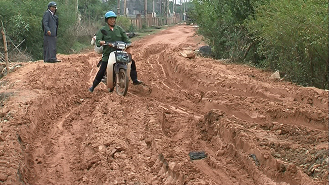 Xã Quảng Tiến: Nhiều tuyến đường giao thông bị xuống cấp