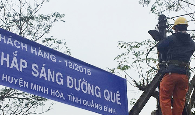Công ty Điện lực Quảng Bình: Đột phá trong cải tạo, nâng cấp lưới điện và chăm sóc khách hàng