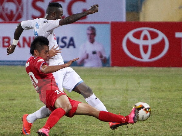 Hà Nội thắng Than Quảng Ninh trong trận mở màn V-League