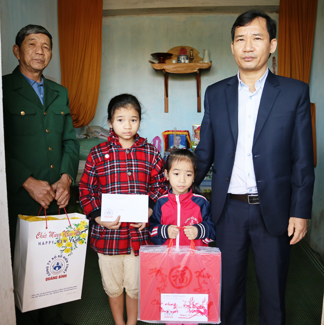 Chăm lo Tết cho người nghèo