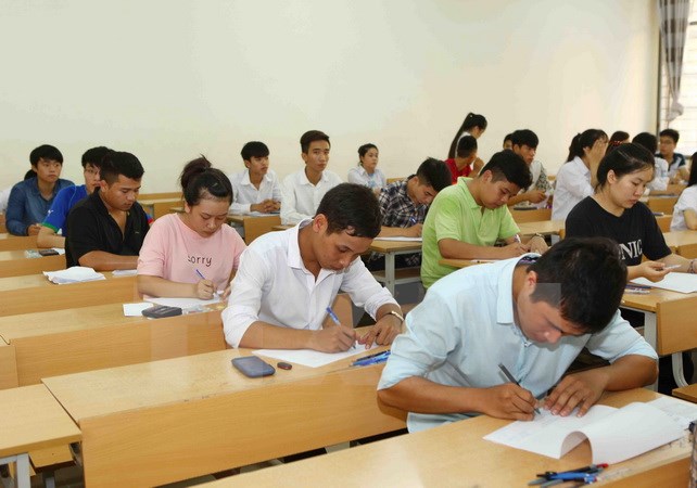 Công bố đề thi thử nghiệm 14 môn kỳ thi THPT quốc gia năm 2017