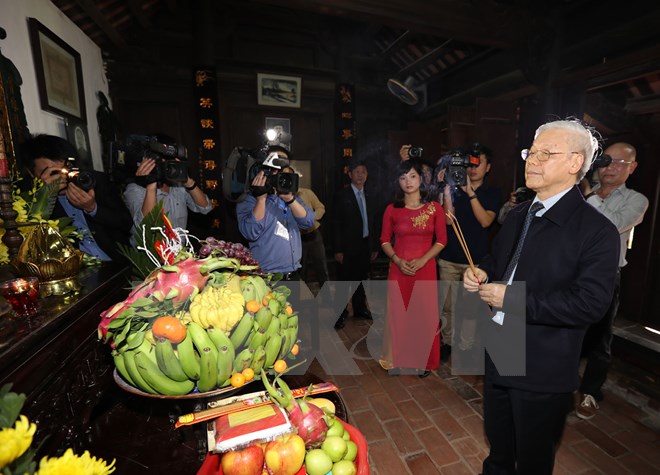 Tổng Bí thư dâng hương tưởng niệm đồng chí Trường Chinh