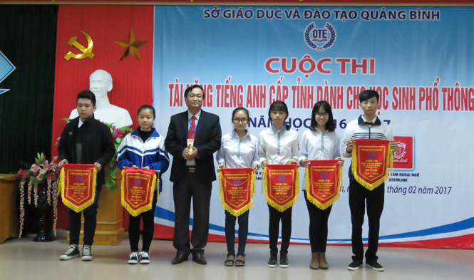 Khai mạc cuộc thi Tài năng tiếng Anh cấp tỉnh dành cho học sinh phổ thông