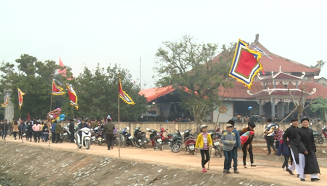 Lễ hội đình làng Quảng Phong