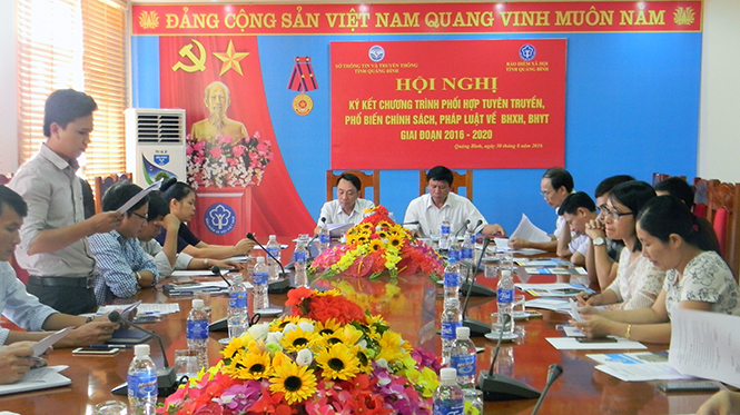 Đưa chính sách BHXH, BHYT vào cuộc sống