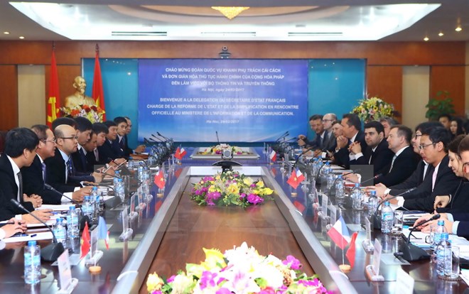 Pháp sẽ hỗ trợ Việt Nam trong xây dựng, hoàn thiện chính phủ điện tử