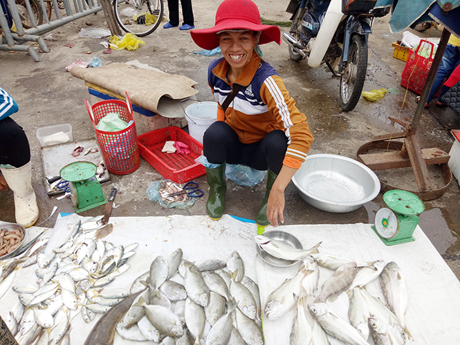 Thành phố Đồng Hới: Thị trường hải sản tấp nập trở lại