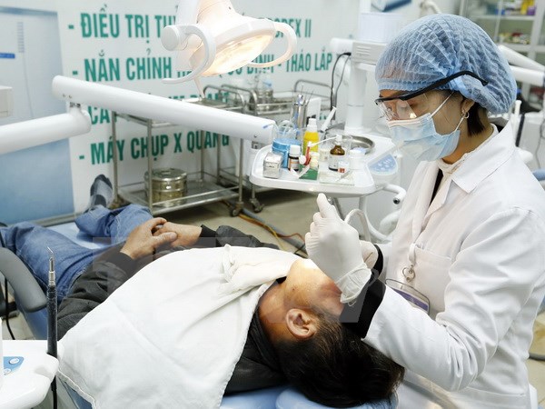 Đổi mới và hoàn thiện hệ thống y tế công bằng, hiệu quả và phát triển