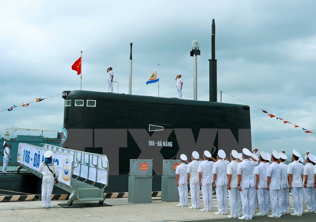 Hải quân làm Lễ thượng cờ hai tàu ngầm Đà Nẵng và Bà Rịa-Vũng Tàu