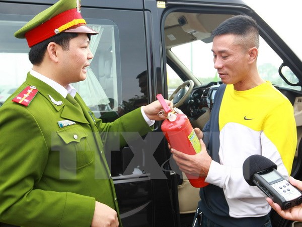 Nhận diện những quy định pháp luật kém nhất năm 2016