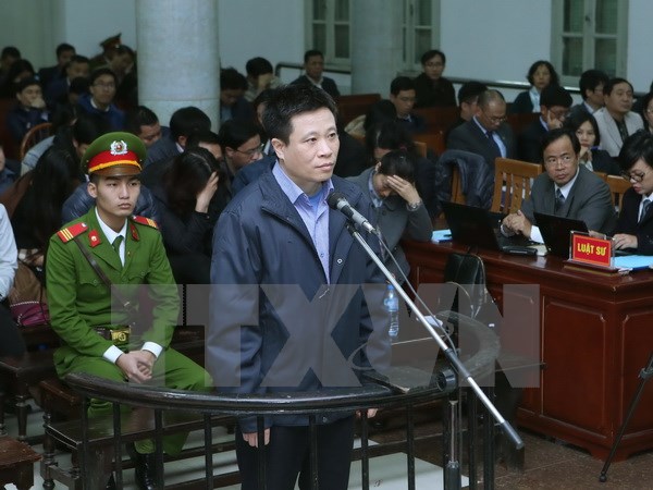Bị cáo Hà Văn Thắm nhận trách nhiệm, xin giảm nhẹ cho cấp dưới