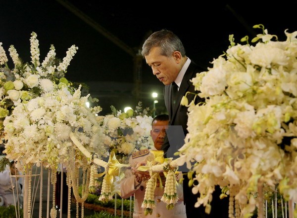 Thái Lan bác tin hỏa táng Nhà vua Bhumibol quá cố vào tháng 12