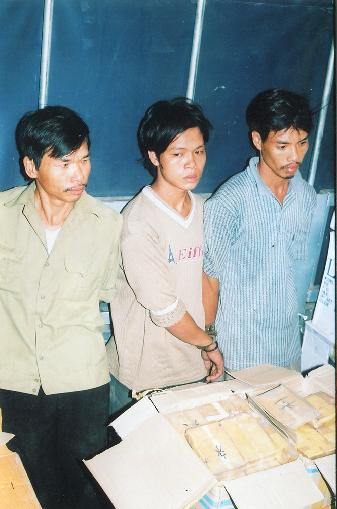 Hai thập kỷ trên mặt trận nóng bỏng