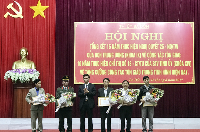 Thị ủy Ba Đồn: Tổng kết 15 năm thực hiện Nghị quyết 25-NQ/TW về công tác tôn giáo
