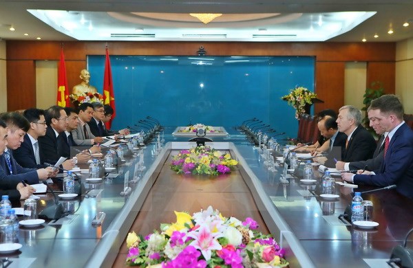 Đối thoại thẳng thắn về quản lý Internet