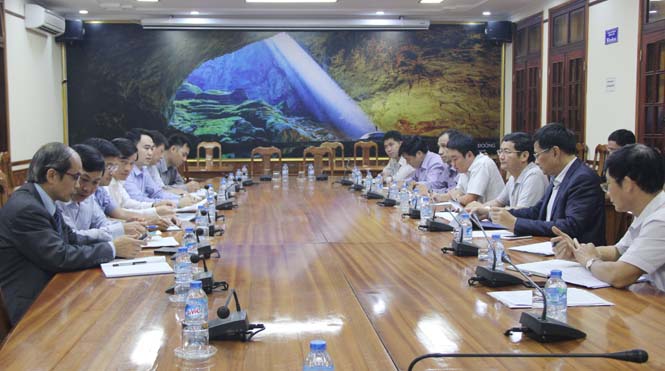 Xem xét tăng chuyến bay Quảng Bình - Hà Nội