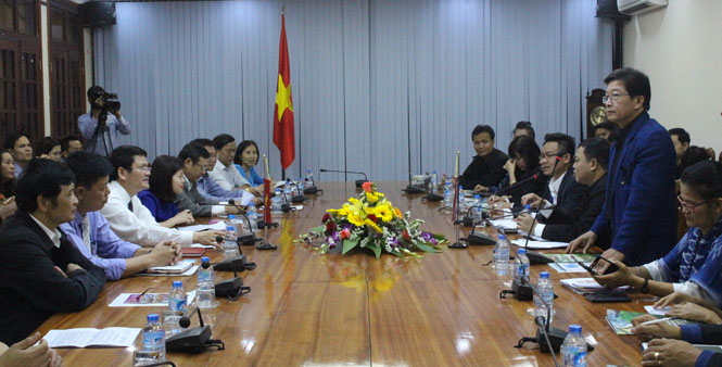Đẩy mạnh quan hệ hợp tác giữa 2 tỉnh Sakon Nakhon và Quảng Bình