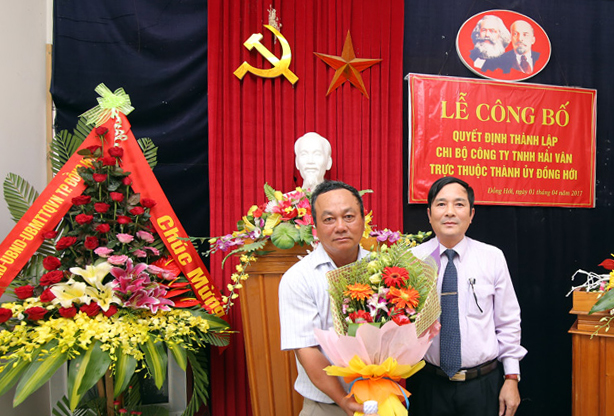 Thành lập chi bộ đảng trong doanh nghiệp ngoài quốc doanh