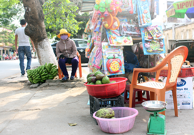 Tạo sinh kế cho người buôn bán nhỏ