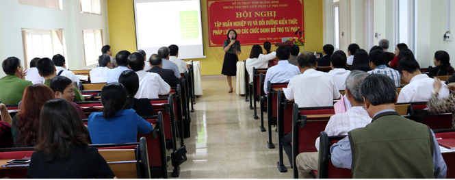 Tập huấn nghiệp vụ và bồi dưỡng kiến thức pháp luật cho các chức danh bổ trợ tư pháp