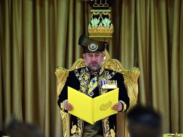 Sultan Muhammad V chính thức trở thành vua thứ 15 của Malaysia