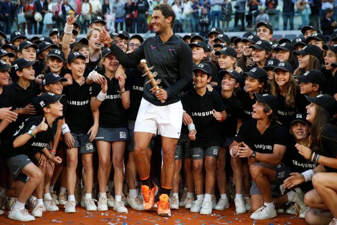 Nadal san bằng kỉ lục vô địch Masters 1.000 của Djokovic