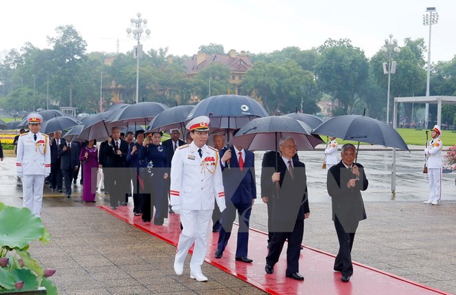 Lãnh đạo Đảng, Nhà nước vào Lăng viếng Chủ tịch Hồ Chí Minh