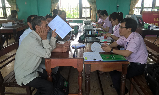 Đồng hành cùng người nghèo