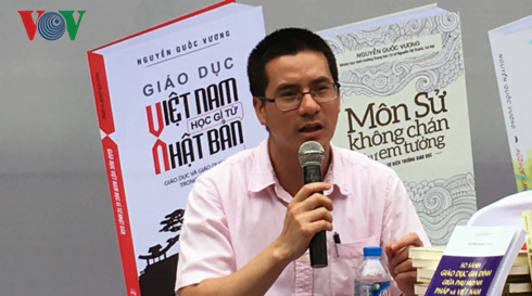 Bỏ công chức giáo viên: Cần giám sát theo cơ chế thị trường