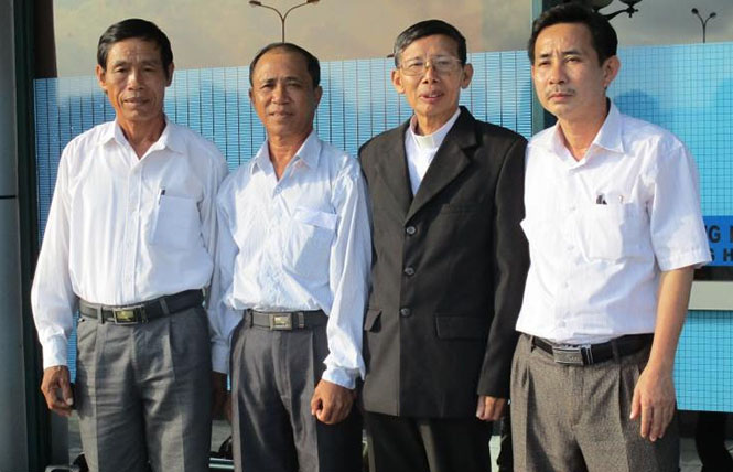 Gương sáng tốt đời đẹp đạo