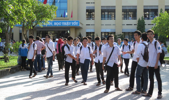 Kết thúc kỳ thi tuyển sinh vào Trường THPT chuyên Võ Nguyên Giáp