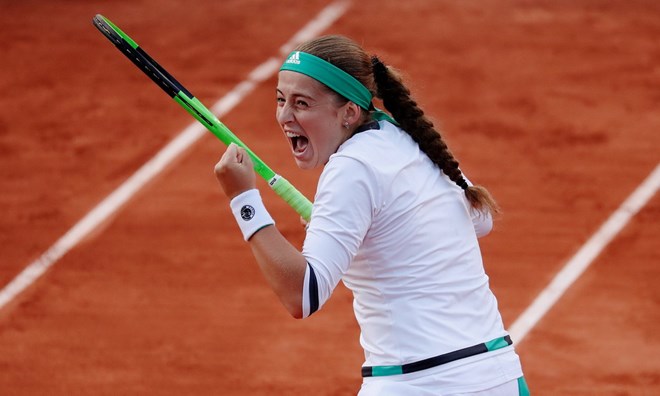 Jelena Ostapenko đi vào lịch sử với chức vô địch Roland Garros