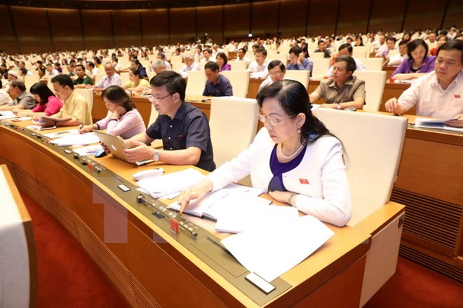 Kỳ họp thứ 3, Quốc hội khóa XIV: Thông qua 2 dự án Luật