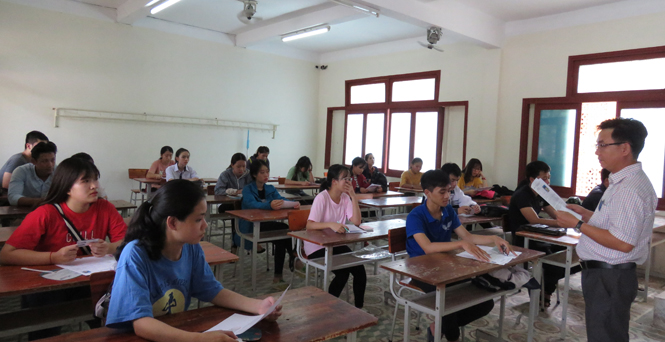 Sáng nay, gần 10 nghìn thí sinh bước vào kỳ thi THPT Quốc gia 2017