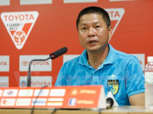 HLV Chu Đình Nghiêm: "Các cổ động viên Hải Phòng đã thái quá"