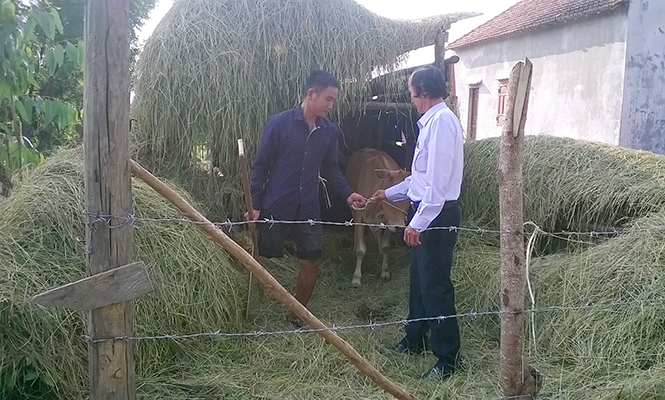 Chỗ dựa cho nông dân nghèo