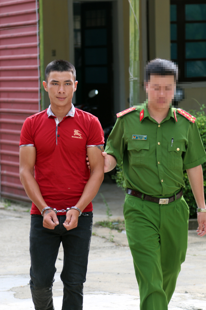 Khởi tố vụ án mua bán trái phép chất ma túy
