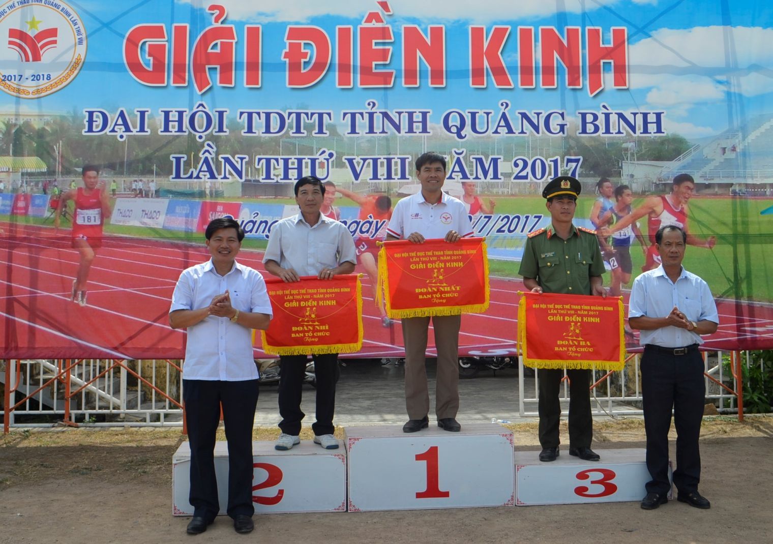 Lệ Thủy xếp thứ nhất toàn đoàn tại giải điền kinh Đại hội Thể dục thể thao toàn tỉnh lần thứ VIII