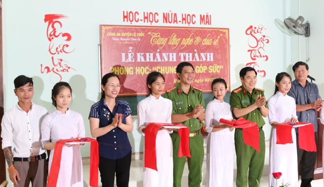 Công an huyện Lệ Thủy: Khánh thành phòng học "Chung tay góp sức"