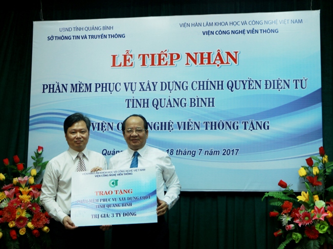 Tiếp nhận phần mềm phục vụ xây dựng chính quyền điện tử