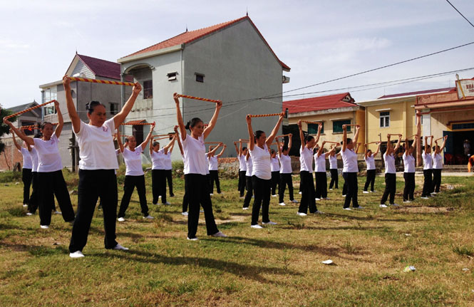 Nhân rộng mô hình người cao tuổi liên thế hệ tự giúp nhau