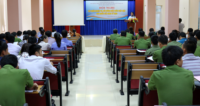 Nâng cao kiến thức pháp luật cho người tiến hành tố tụng