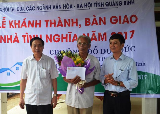 Khối thi đua các ngành Văn hóa – Xã hội khánh thành, bàn giao nhà tình nghĩa cho thương binh hạng 4/4