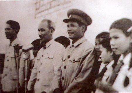 Bác đến