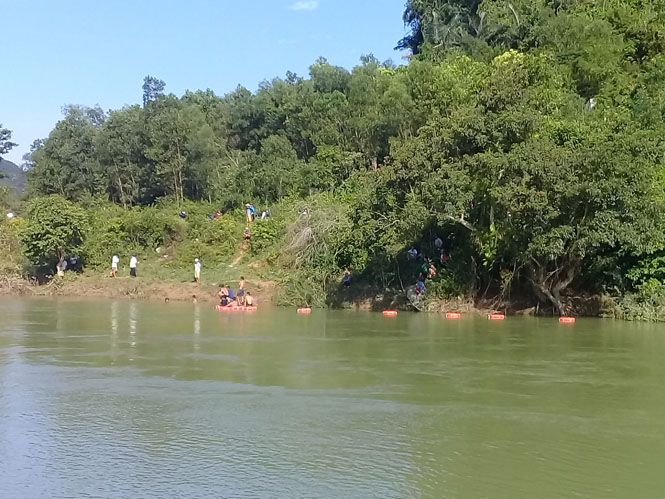 Đã tìm thấy thi thể hai học sinh mất tích khi đi câu cá