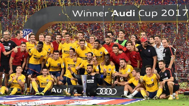 Hạ Liverpool ở chấm 11m, Atletico Madrid đăng quang Audi Cup