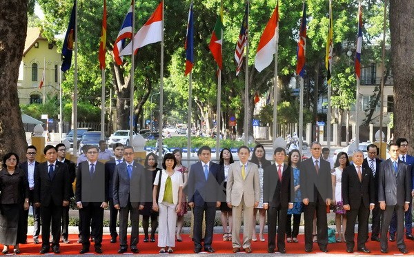 Bộ Ngoại giao tổ chức Lễ thượng cờ ASEAN năm 2017