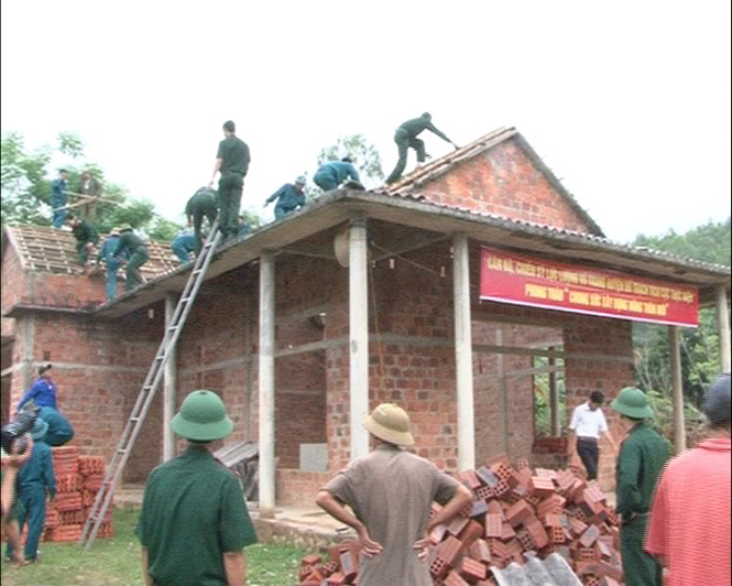 Lực lượng vũ trang Bố Trạch: Tích cực chung sức xây dựng nông thôn mới