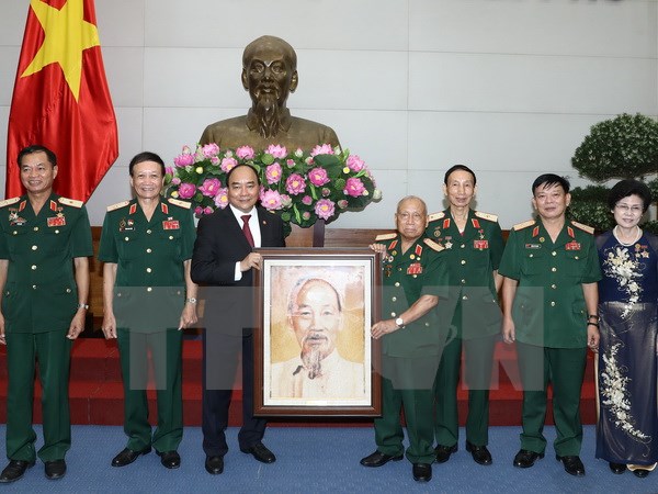 Thủ tướng Nguyễn Xuân Phúc tiếp Hội Truyền thống Trường Sơn